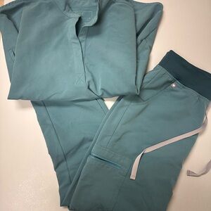 FIGS Hydrogreen set